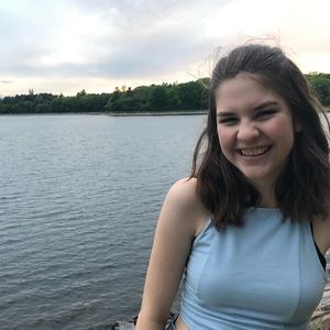 Meet your Posher, Nathalie